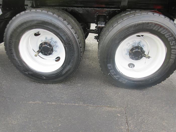 Used 2014 PETERBILT 365