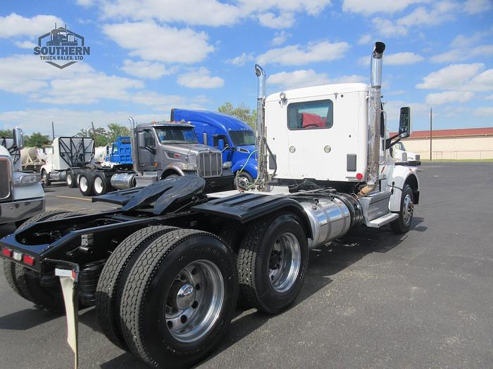 Used 2020 PETERBILT 567
