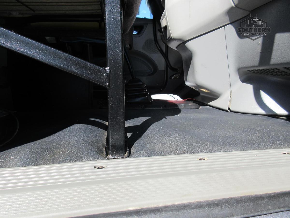 Used 2019 PETERBILT 567