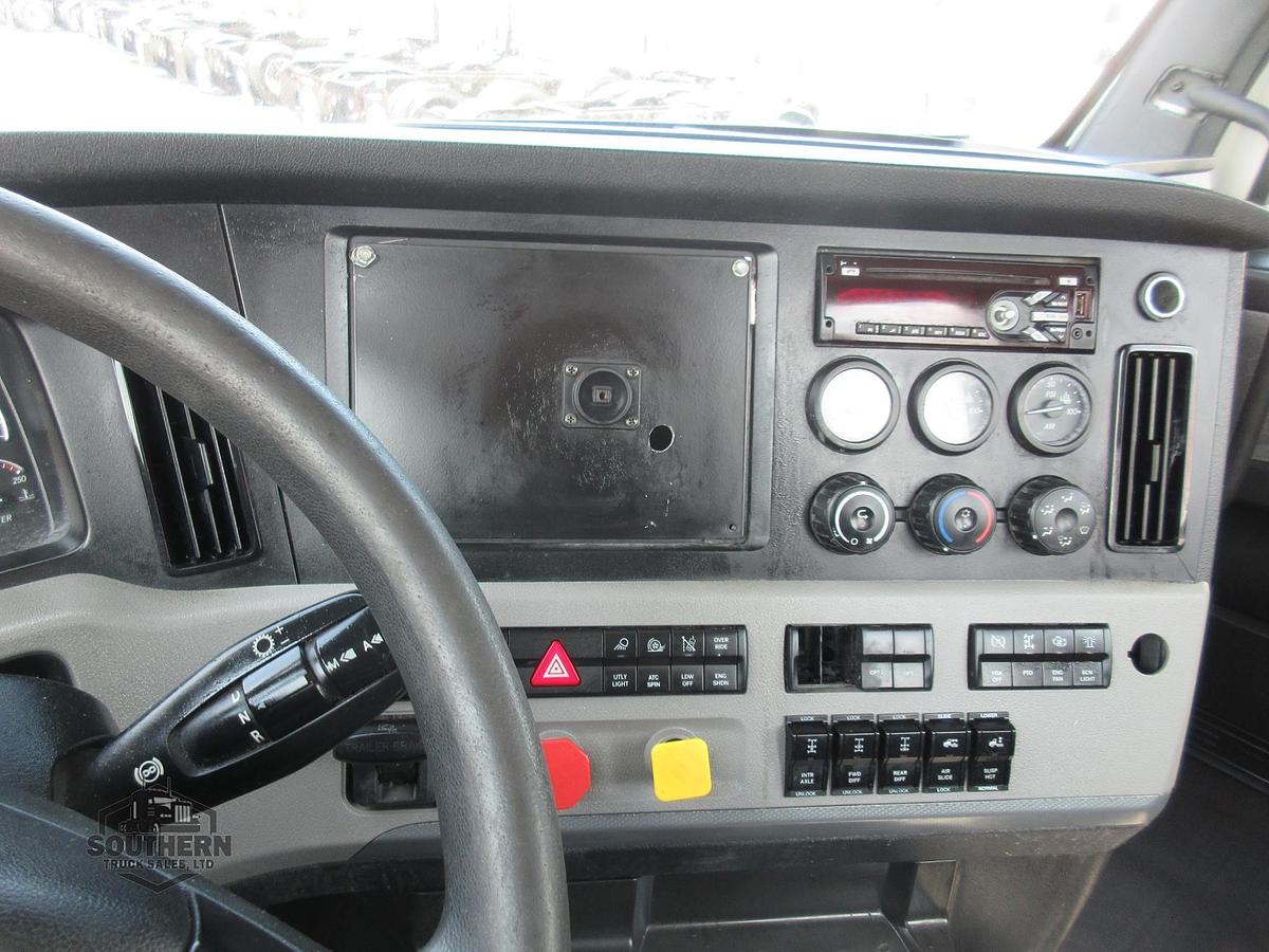 Used 2020 FREIGHTLINER CASCADIA 126