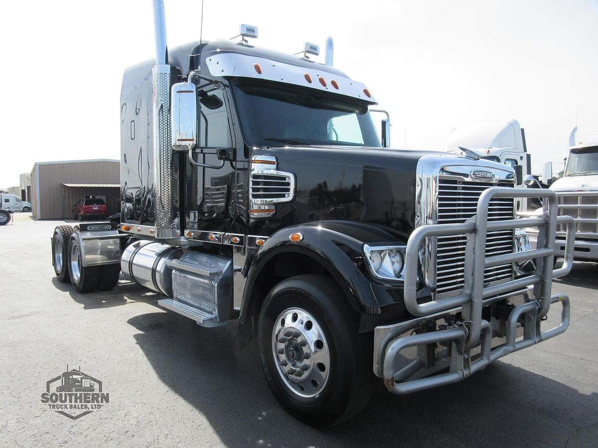 Used 2023 FREIGHTLINER CORONADO 122 SD