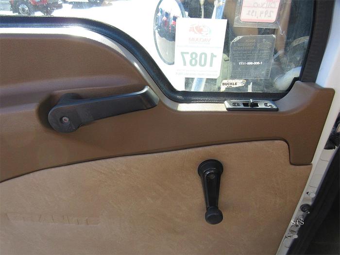 Used 2012 MACK GRANITE GU713