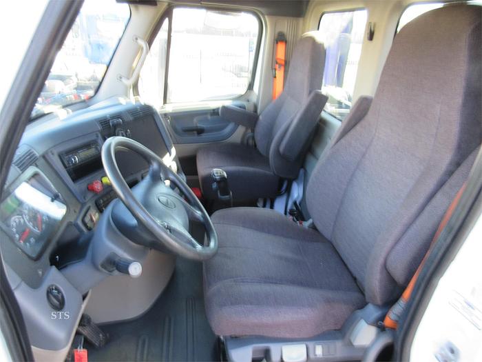 Used 2016 FREIGHTLINER CASCADIA 113