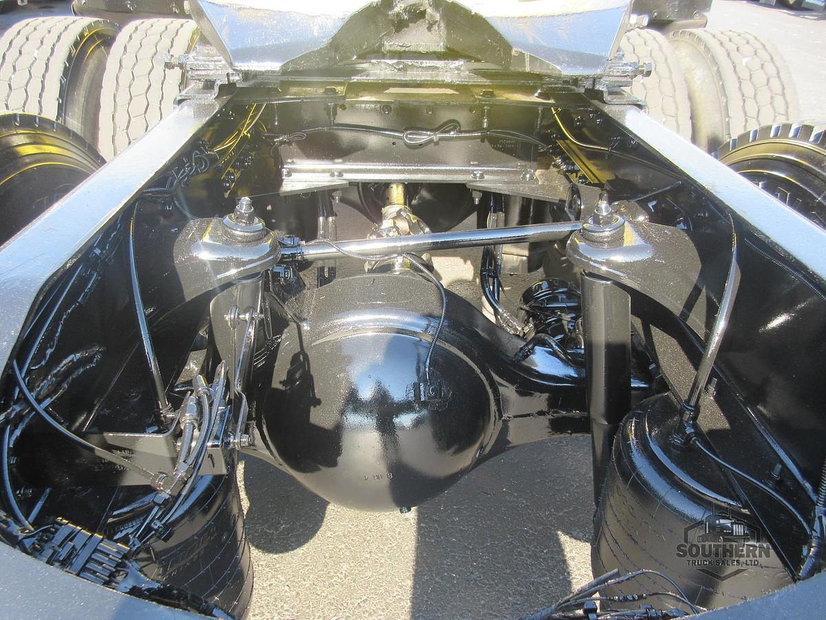 Used 2019 PETERBILT 389