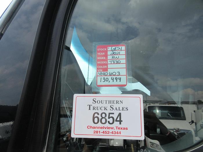 Used 2021 KENWORTH T880