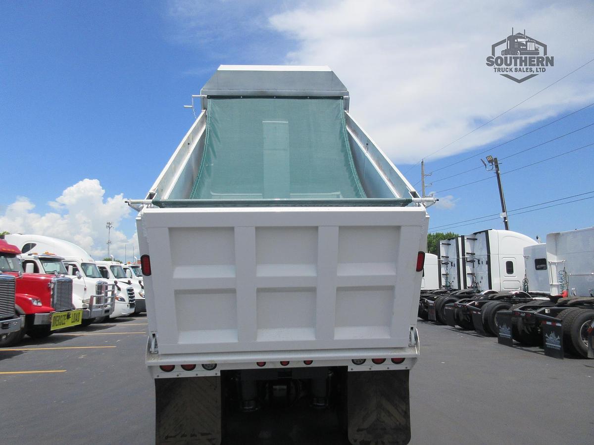 Used 2019 FREIGHTLINER CASCADIA 113