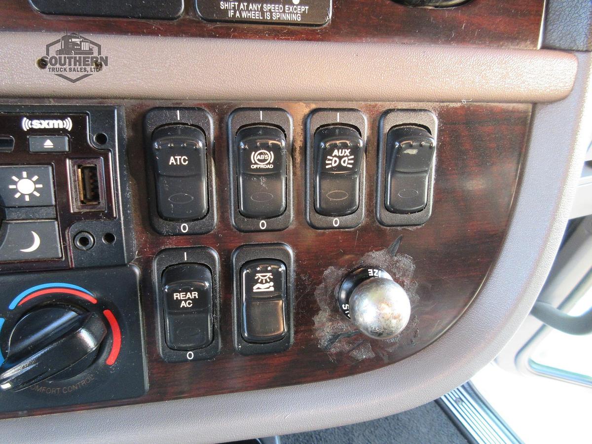 Used 2019 PETERBILT 389