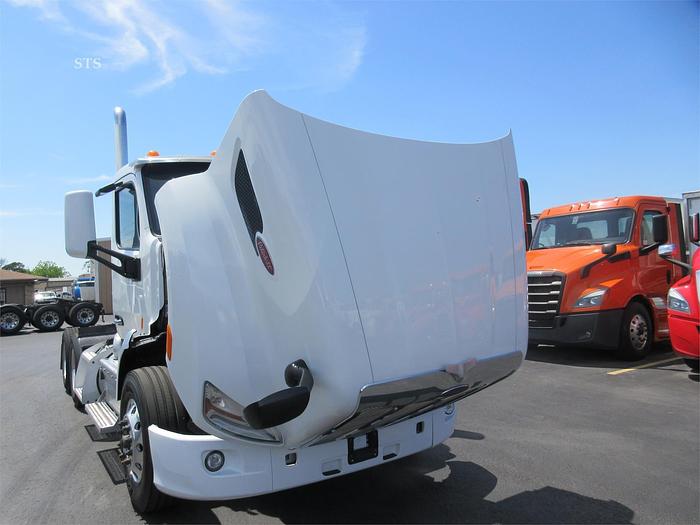 Used 2016 PETERBILT 579