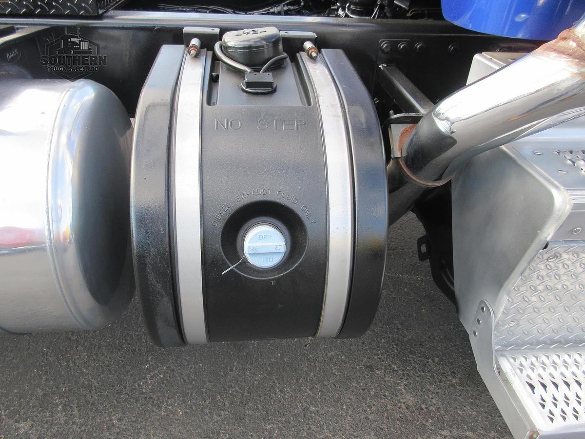 Used 2019 PETERBILT 389