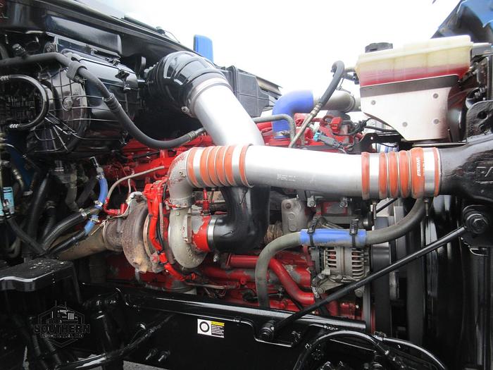 Used 2017 PETERBILT 567