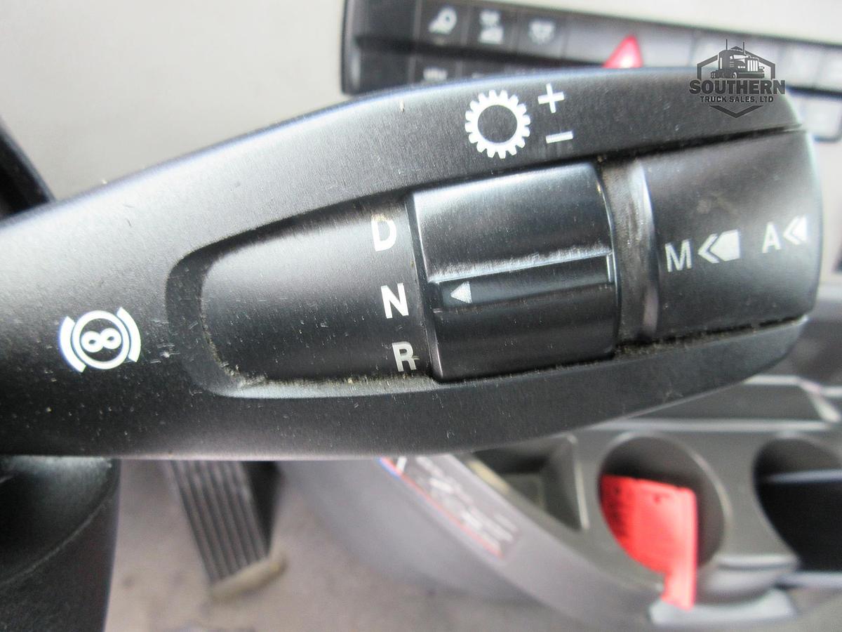 Used 2019 FREIGHTLINER CASCADIA 126