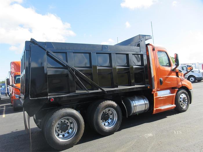 Used 2018 FREIGHTLINER CASCADIA 116