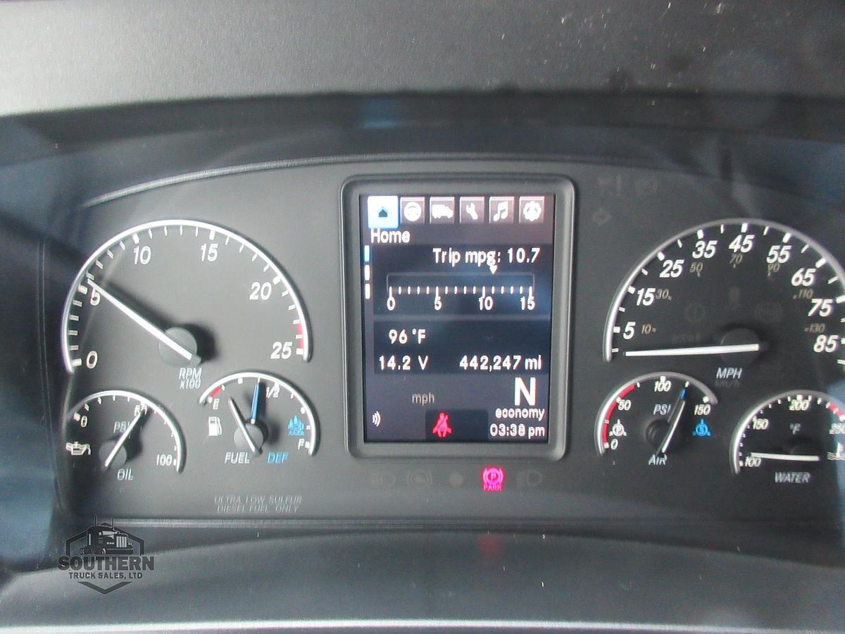 Used 2022 FREIGHTLINER CASCADIA 116