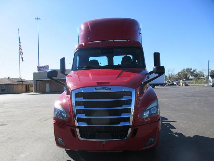 Used 2020 FREIGHTLINER CASCADIA 116