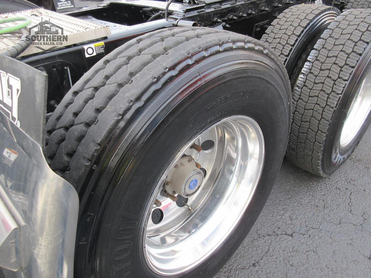 Used 2019 PETERBILT 567