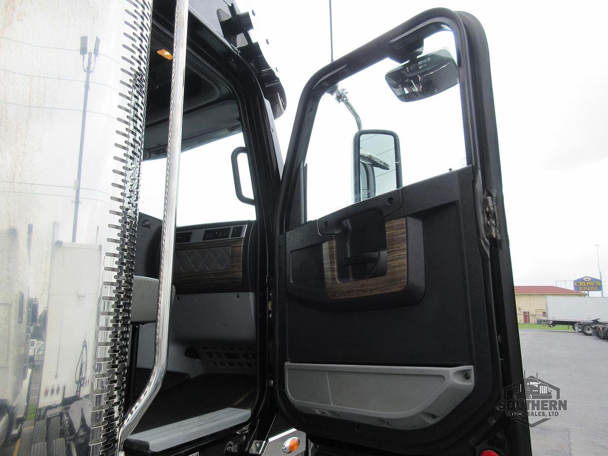 Used 2023 FREIGHTLINER CORONADO 122 SD