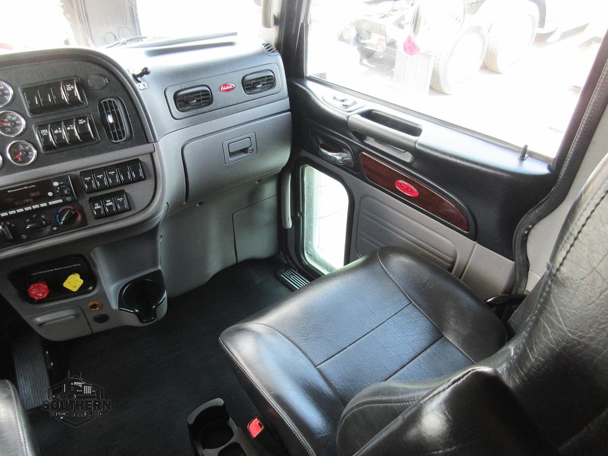 Used 2024 PETERBILT 389