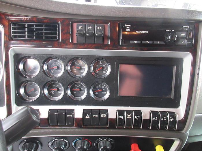 Used 2016 KENWORTH T660
