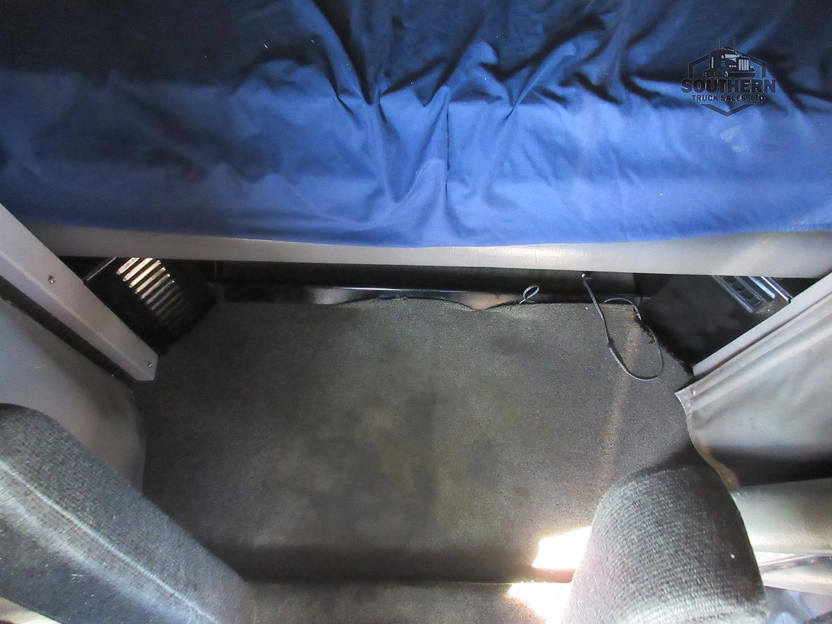 Used 2018 PETERBILT 389