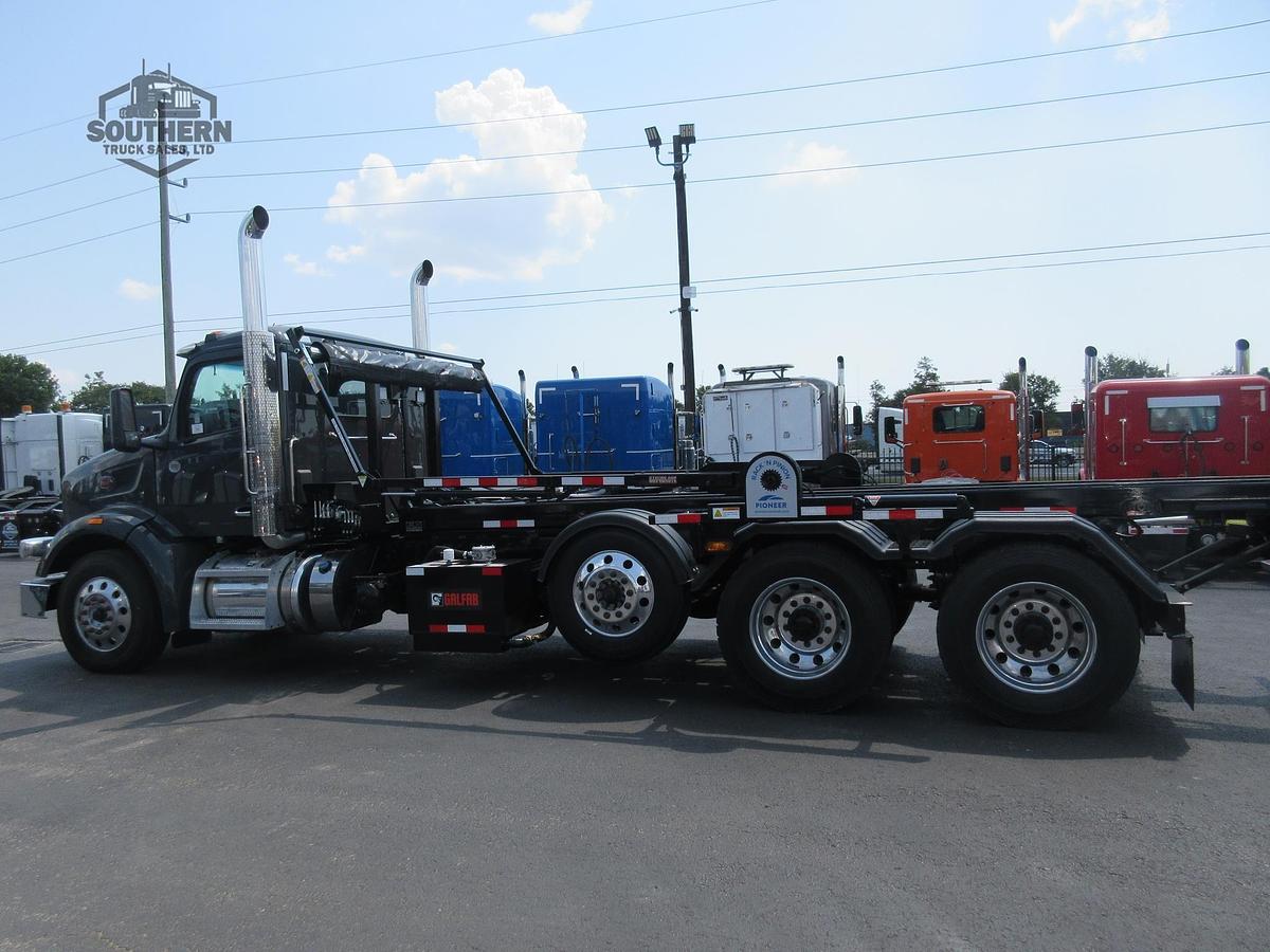 Used 2025 PETERBILT 567