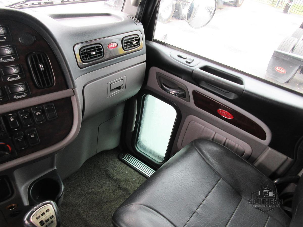 Used 2019 PETERBILT 389