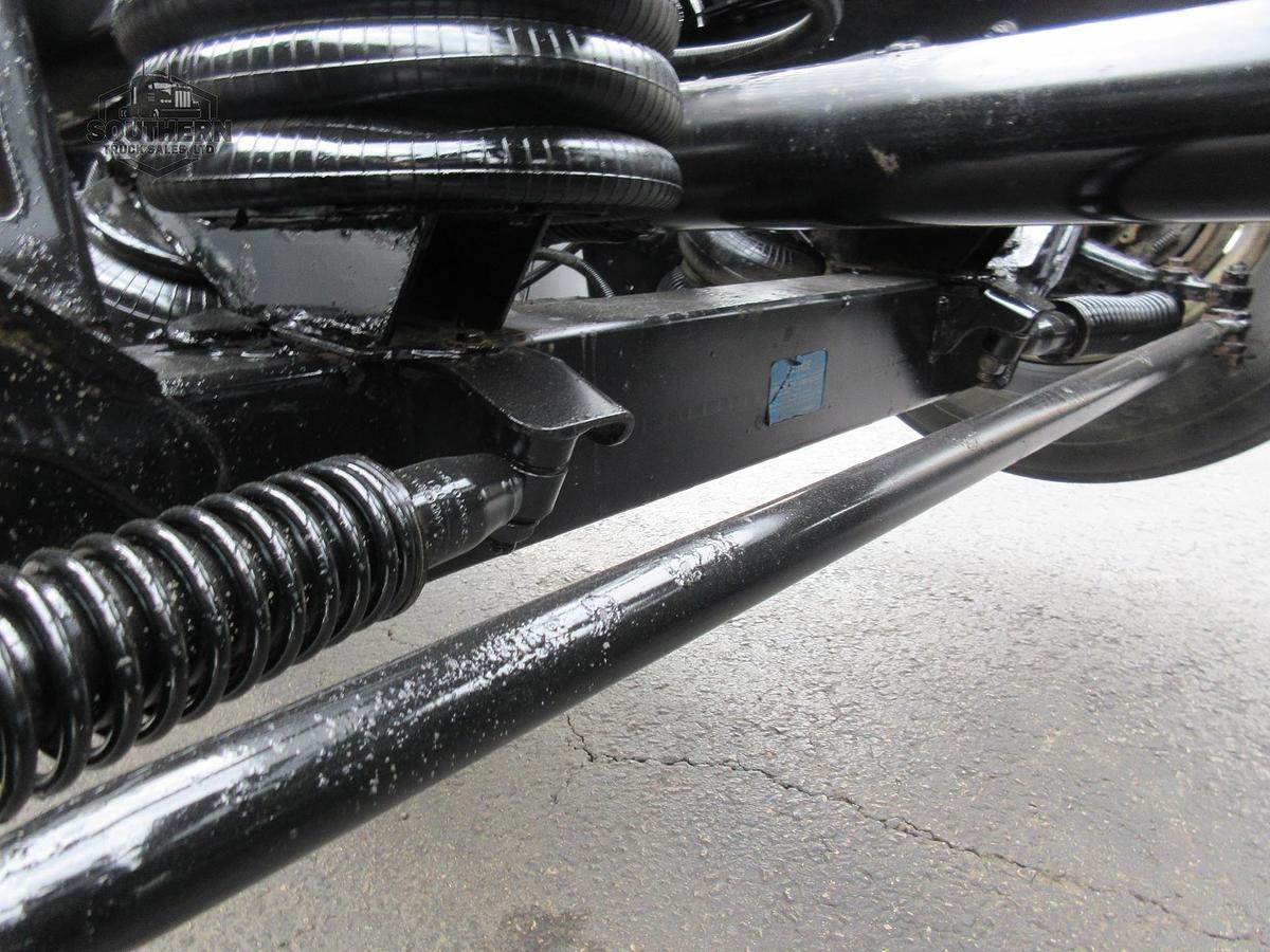 Used 2023 KENWORTH T880