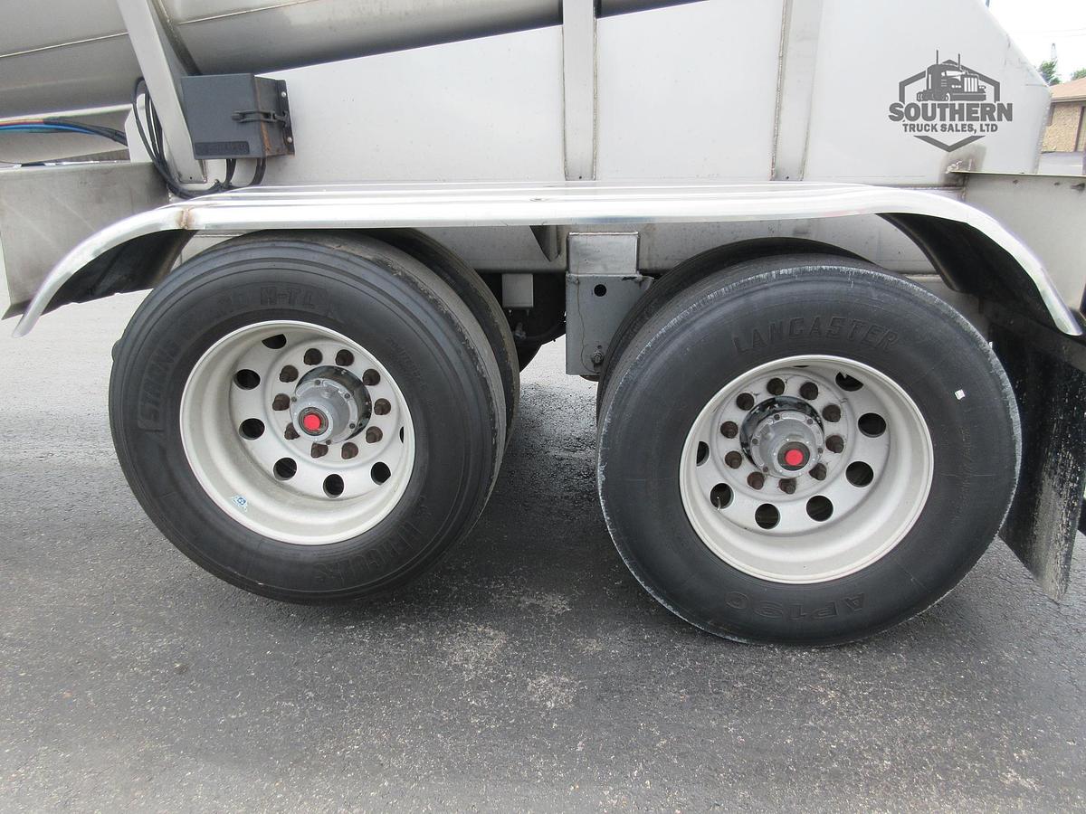 Used 2019 ACRO 5,600 gal