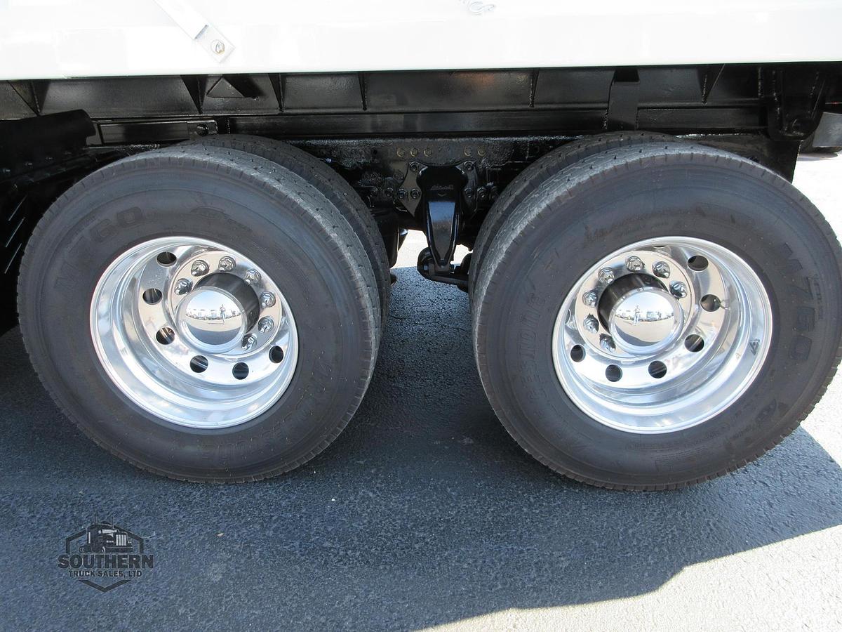 Used 2021 FREIGHTLINER CASCADIA 116