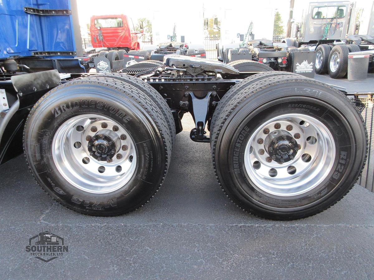 Used 2021 INTERNATIONAL LT