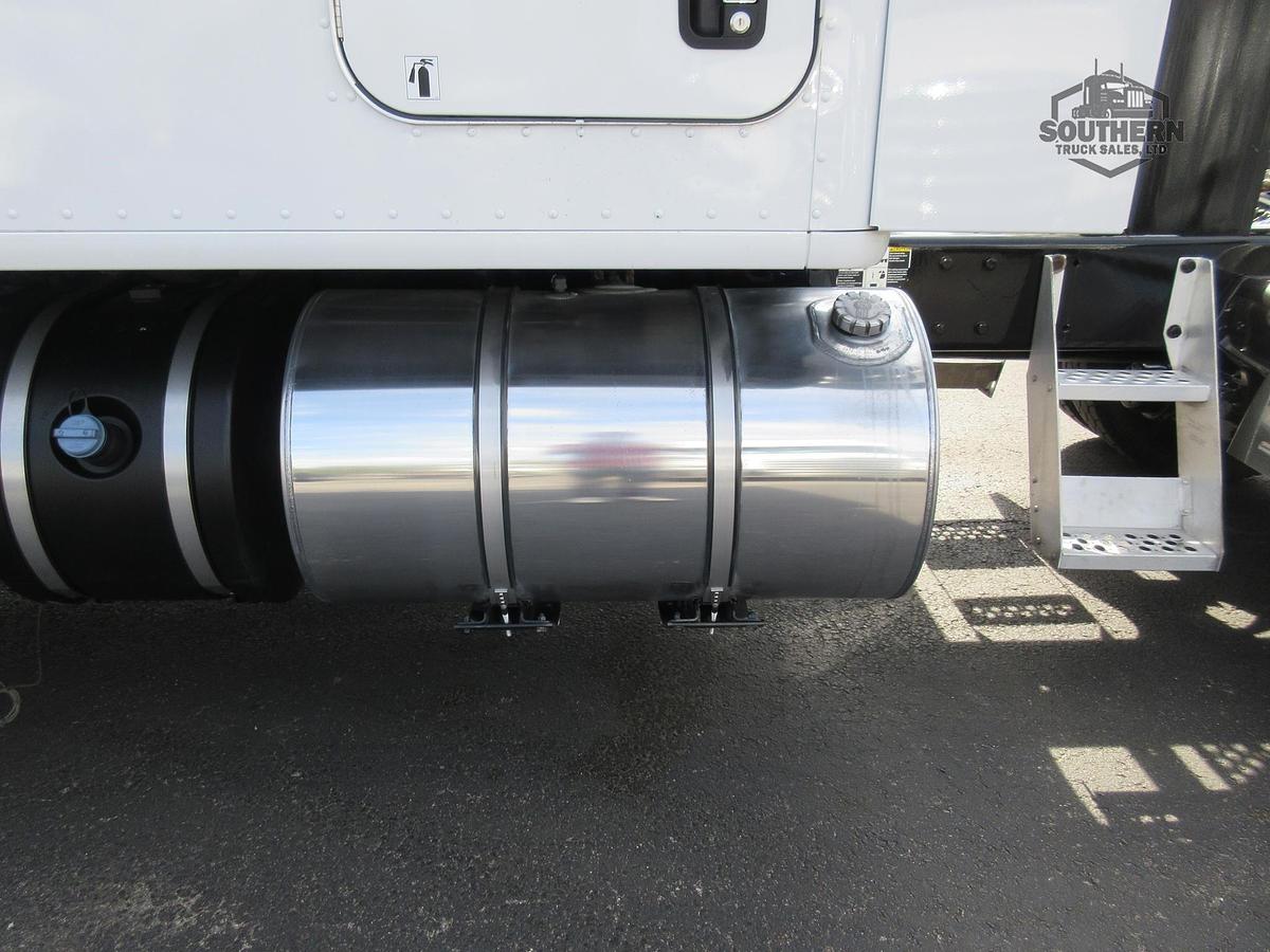 Used 2019 KENWORTH T880