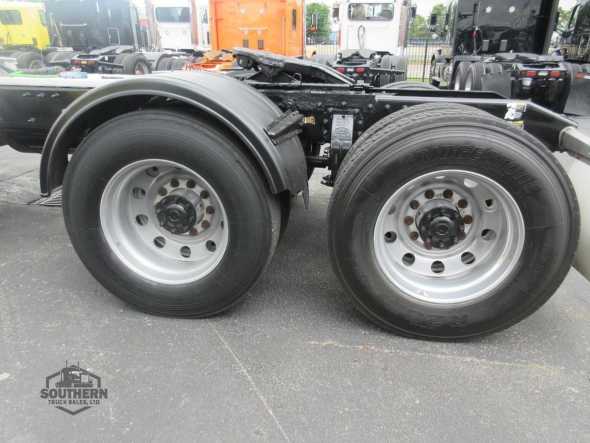Used 2019 PETERBILT 389