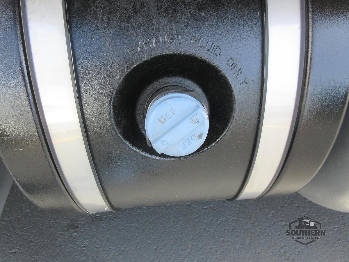 Used 2019 PETERBILT 567