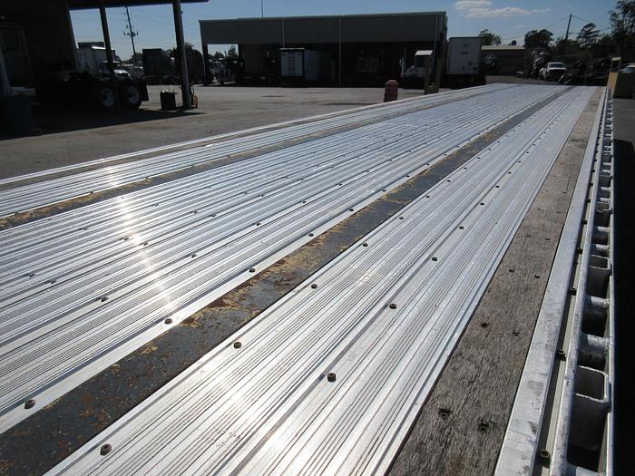 Used 2019 GREAT DANE 53 CAL LEGAL REAR SLIDE