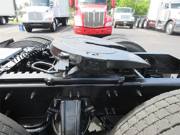 Used 2015 PETERBILT 579