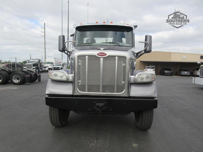 Used 2020 PETERBILT 567