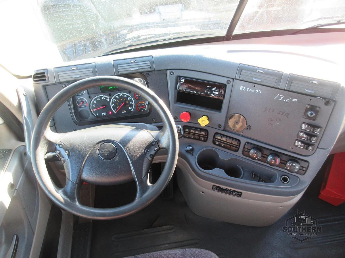 Used 2018 FREIGHTLINER CASCADIA 113