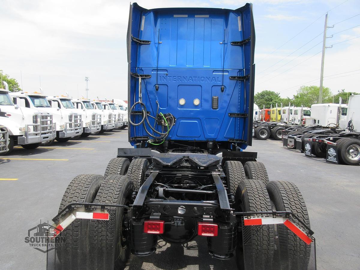 Used 2021 INTERNATIONAL LT