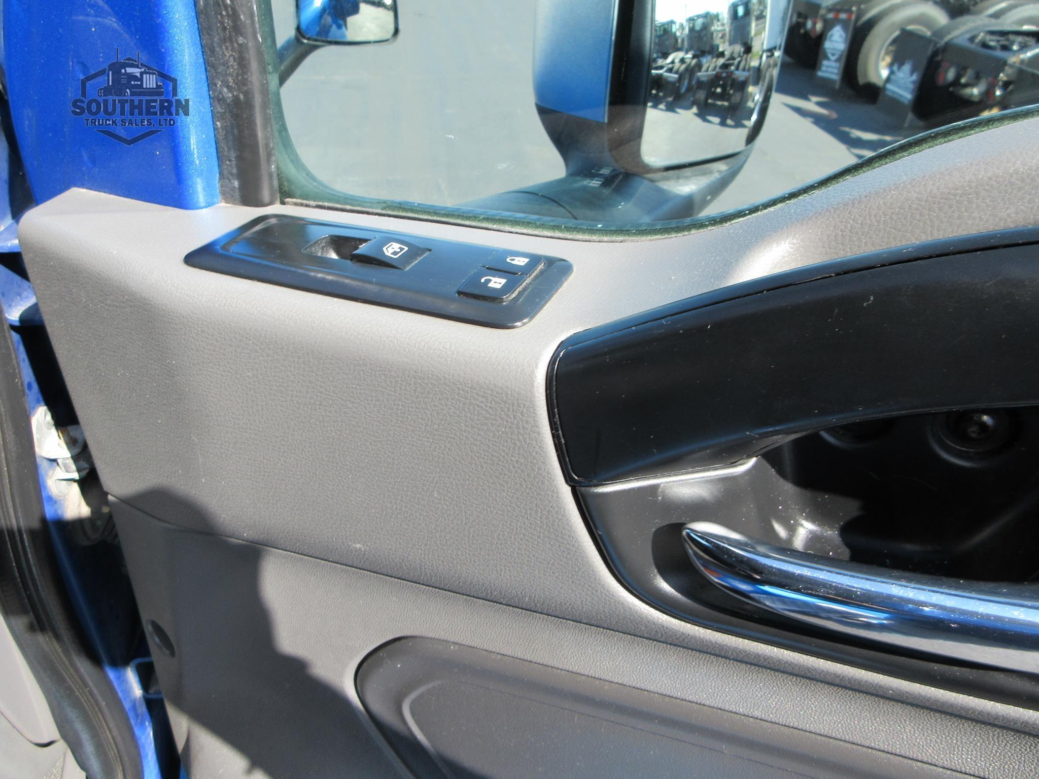 Used 2021 INTERNATIONAL LT