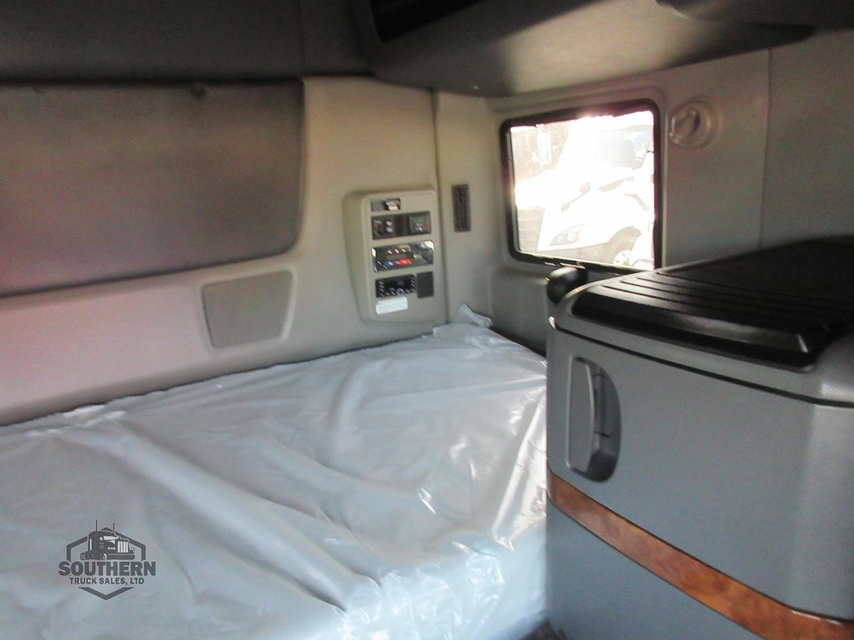 Used 2021 INTERNATIONAL LT