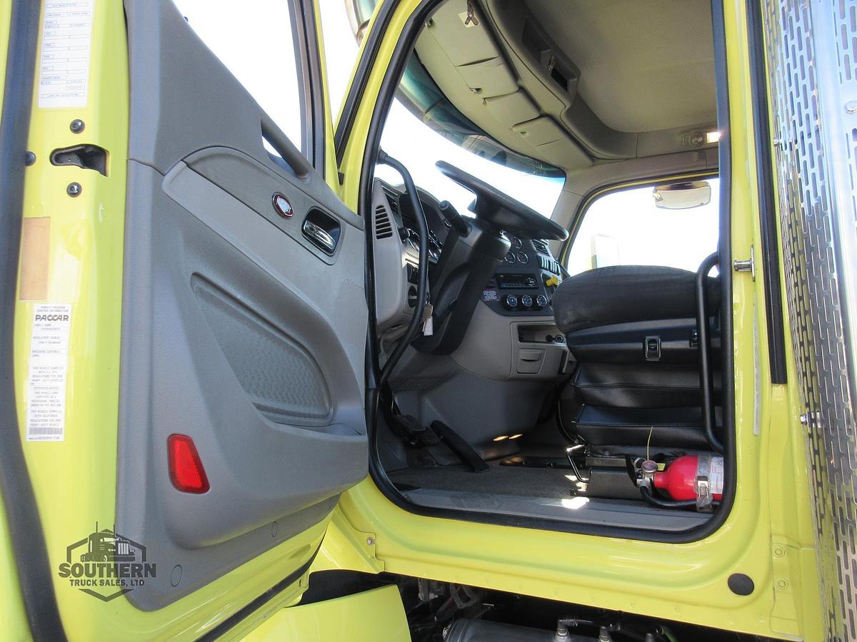 Used 2020 PETERBILT 567