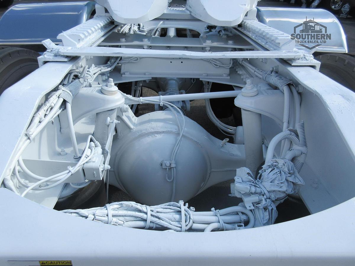 Used 2021 PETERBILT 389