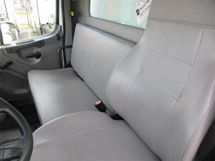 Used 2018 FREIGHTLINER BUSINESS CLASS M2 106