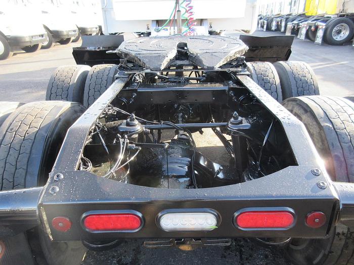 Used 2019 PETERBILT 389