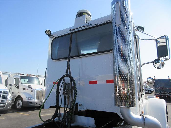 Used 2015 PETERBILT 365