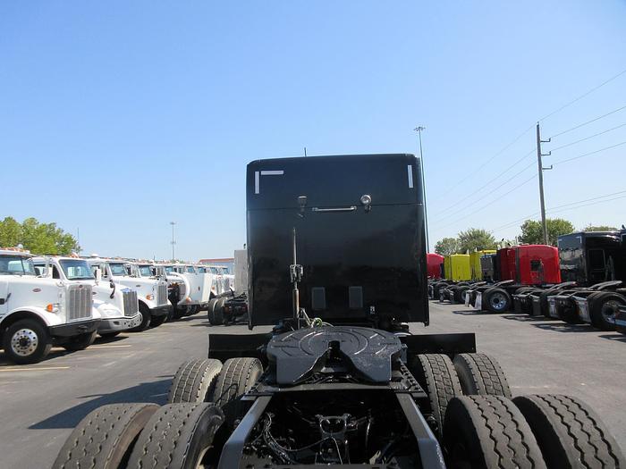 Used 2021 KENWORTH T880