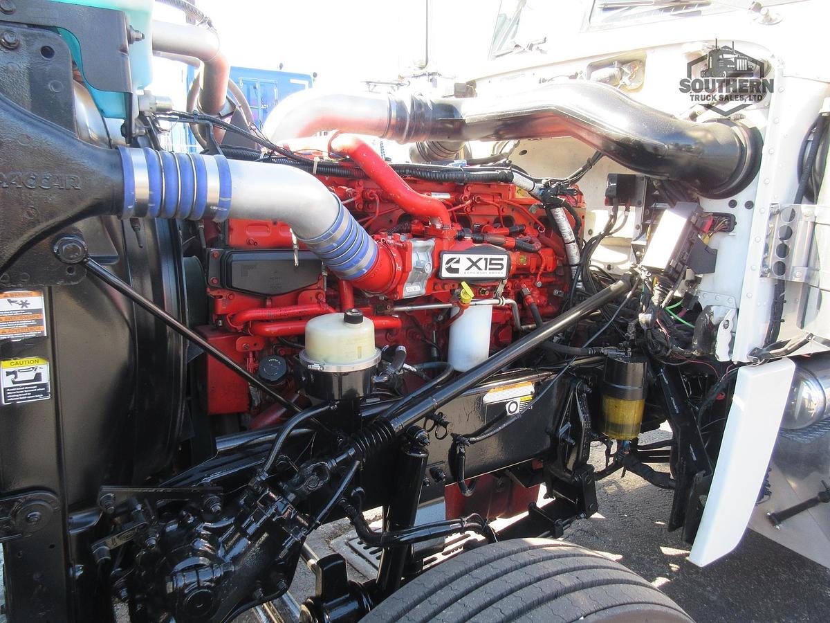 Used 2018 PETERBILT 389