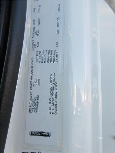 Used 2017 FREIGHTLINER BUSINESS CLASS M2 106