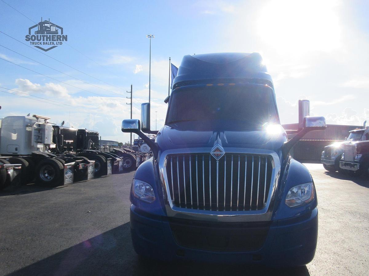 Used 2021 INTERNATIONAL LT
