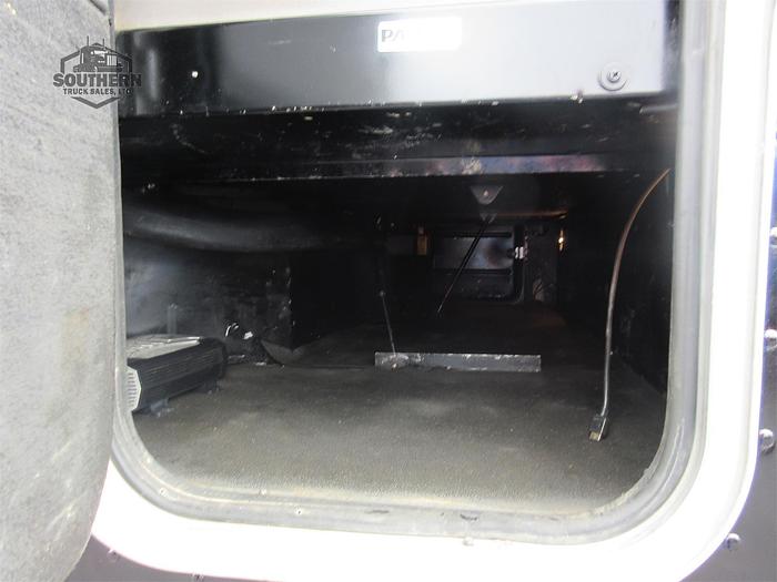 Used 2014 PETERBILT 388