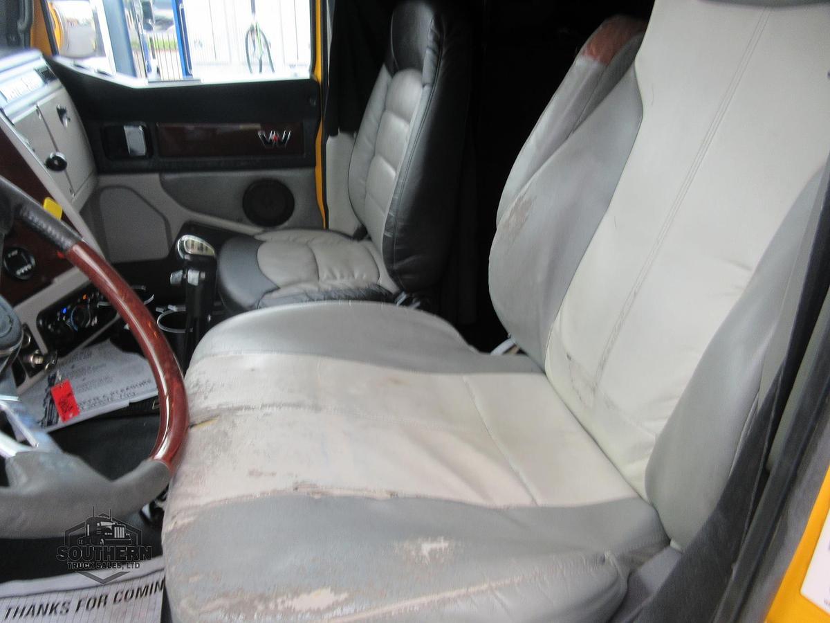 Used 2018 WESTERN STAR 4900